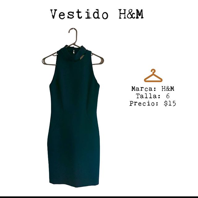 Vestido color azul oscuro con corte halter y detalle de abertura en cuello. Es un H&M versátil para uso de día o tarde noche.

#prelovedhm #batista